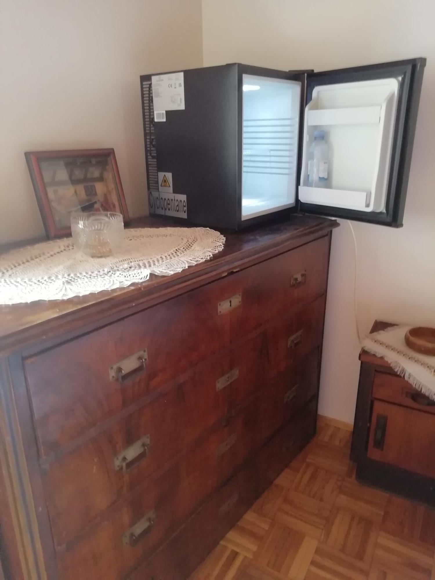 Nice Room - Centar - WiFi Cres Exterior foto